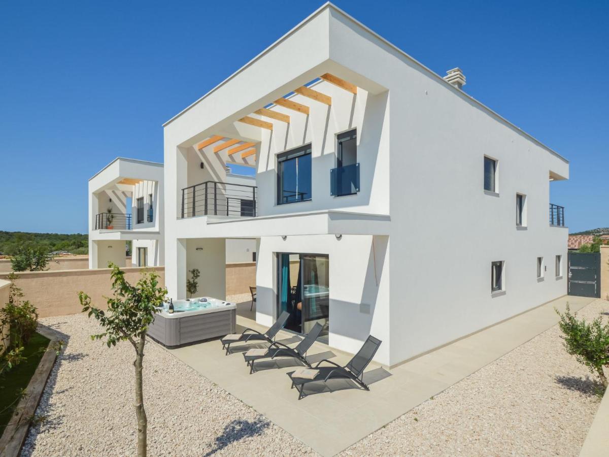 Villa Prova 1 By Interhome Езера Экстерьер фото